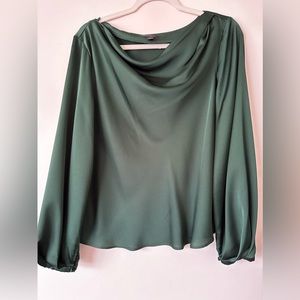 ANN TAYLOR BLOUSE